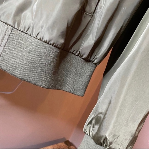 Gorgeous Floral Embroidered Bomber Jacket - Picture 4 of 7